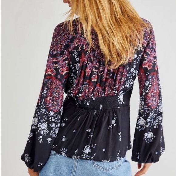 NWOT Free People Run Free Top - Picture 2 of 4